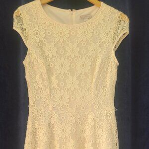 Cream CB established 1962 A - Line Flower Crochet Fit and Flare Size 8 Dress
